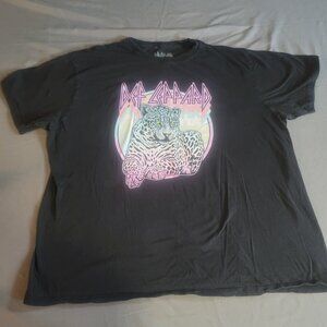 Def Leppard Shirt Mens XL Black Pink Graphic Band Tee Modern